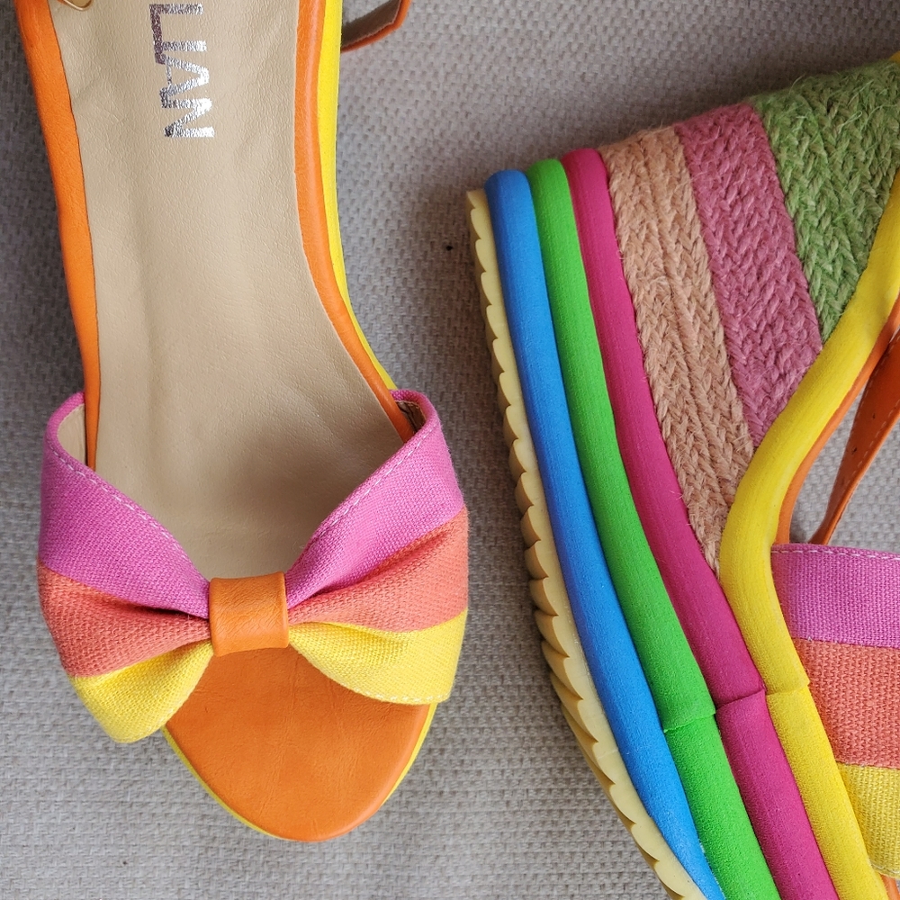 Shoes - Picture 6 of 7